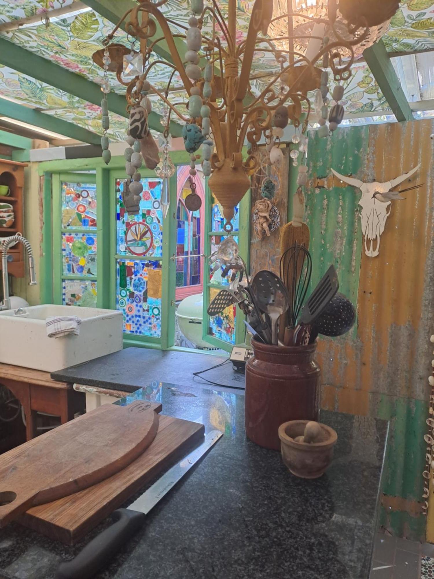 The Art Apartment *